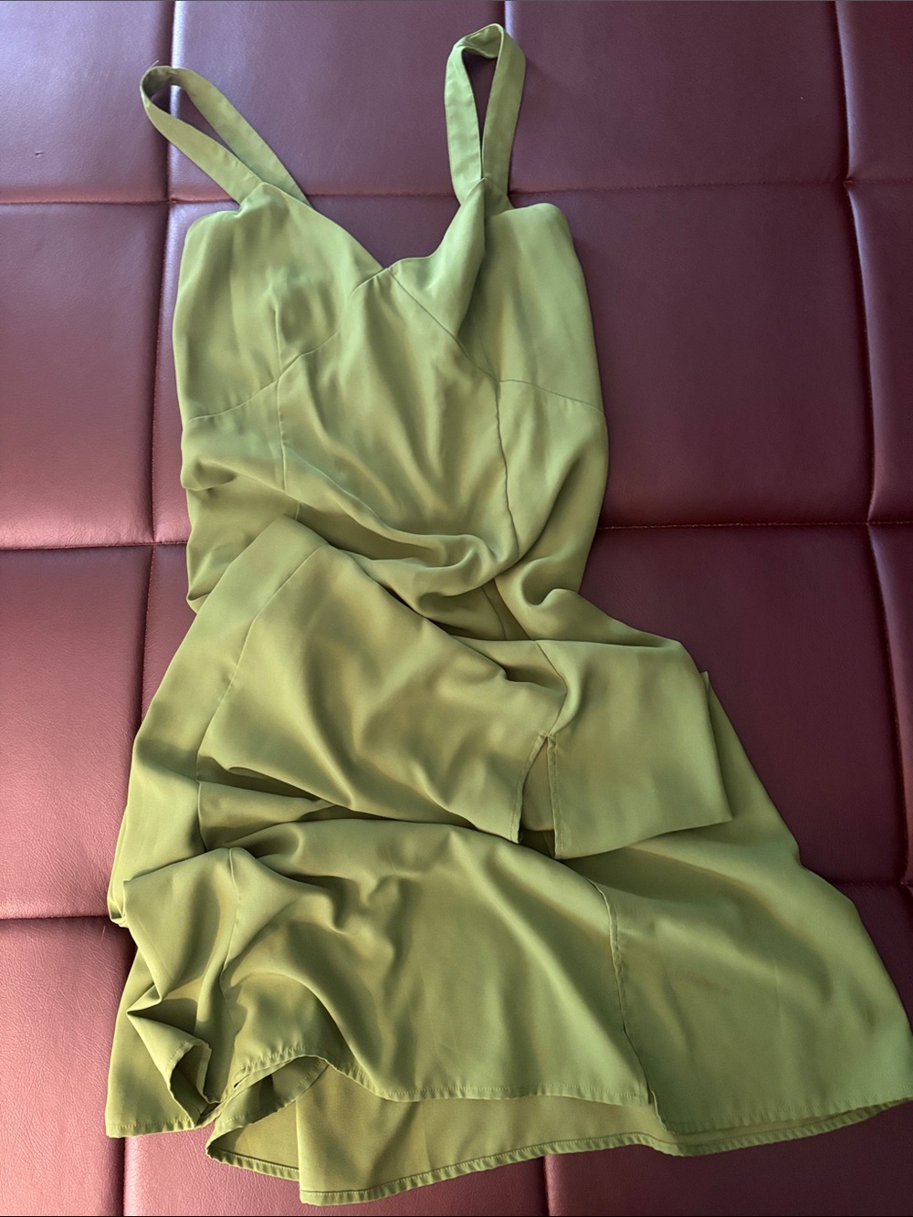 Banana Republic 🫒 Green Spaghetti Strap Column Slit Dress